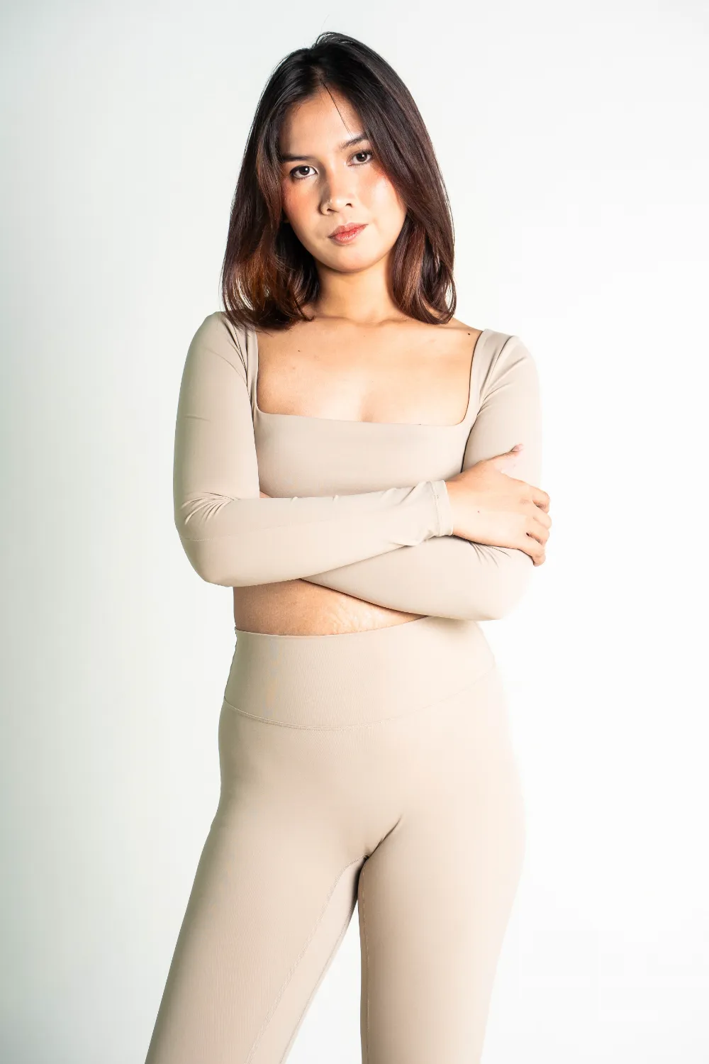 Warrior_Two_Scrunch_Leggings_Nude_Front_2_Fourmph